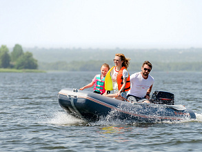Выбор надежного лодочного мотора. ТОП-5 лучших лодочных моторов 9.9-15 л.с. для лодок длиной 3.2-3.8 м.